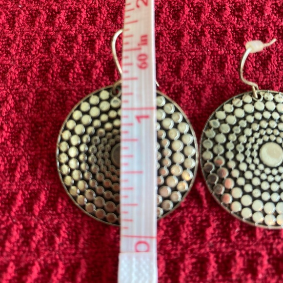 Round Dotted Antiqued Silver Tone Dangle Earrings - Picture 7 of 7